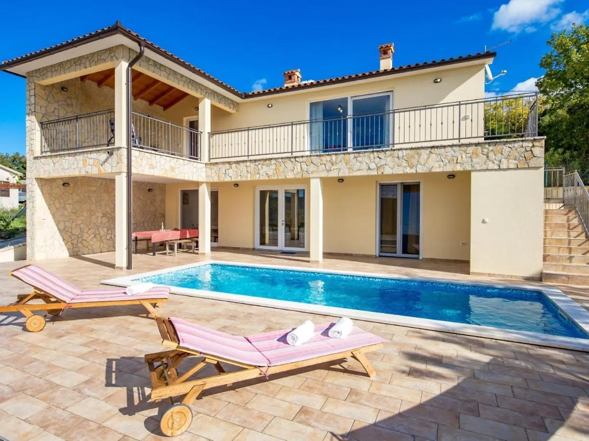 Villa Valente With Pool Labin  Σπίτι διακοπών